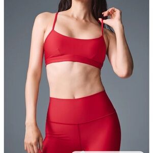 Alo Yoga Bold Red Airlift Intrigue Sports Bra